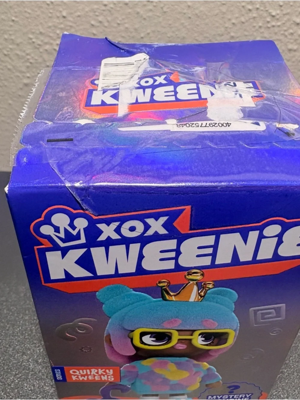 Kweenie‎ Quirky Kweens Mystery Figure - Blue/Pink